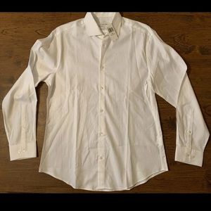 New X Calvin Klein Stretch White Button Up Long Sleeve Shirt Size 15.5-32/33 NWT
